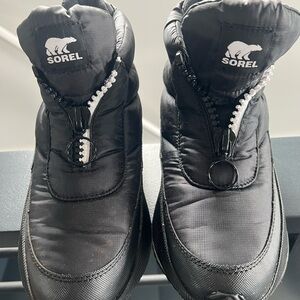 Sorel Black Insulated Boots